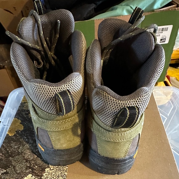 Zamberlan Unisex Hiking Boots 146 QUANTUM GTX RR in Aloe/Grey - Picture 5 of 7